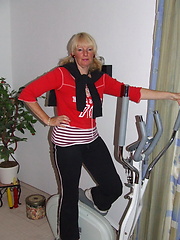 Shy aged mature amateur pics