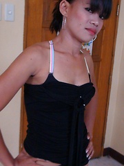 Filipina webcam slut meets foreigner for wild sex in hotel