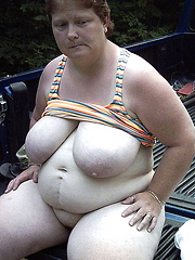 Fat mature amateurs driving nude around the country