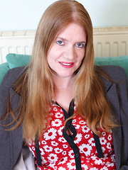 This naughty British housewife is getting ready for something